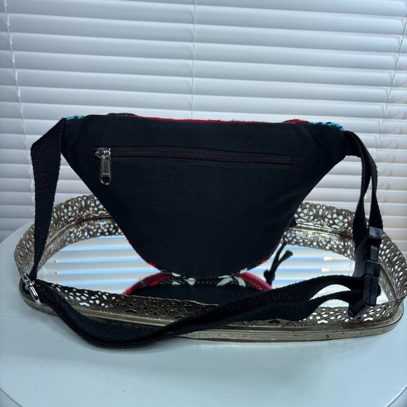 Bohemian Fanny Pack Aztect Tribal Pattern Zip Closure Festival Stash Belt Bag - Picture 4 of 8